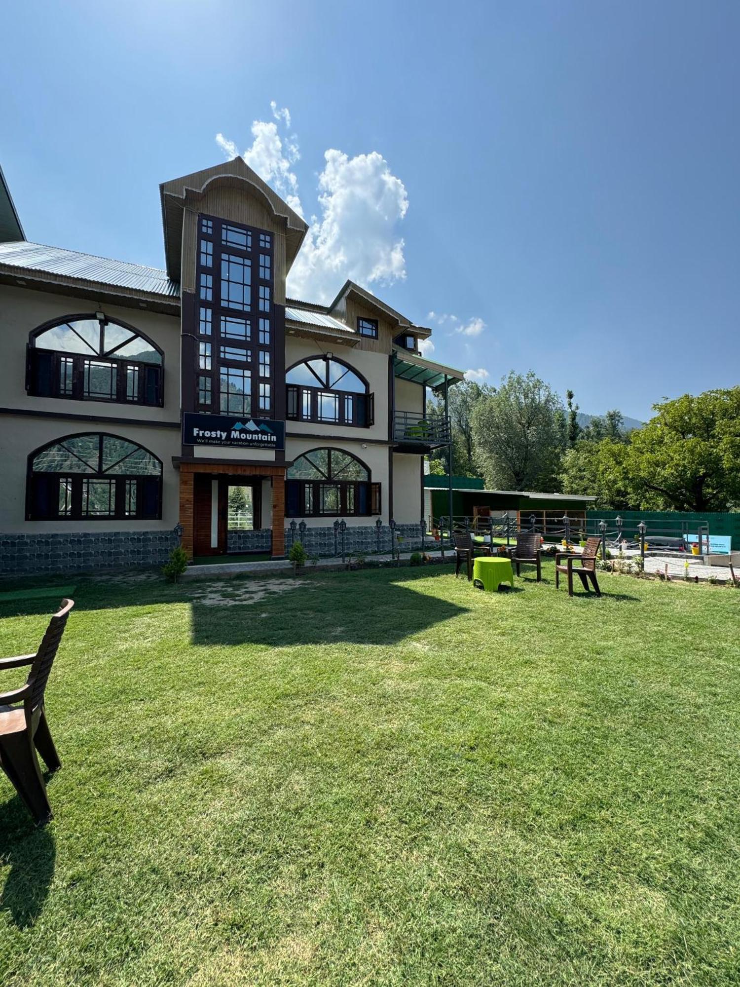 Frosty Mountain Resort Пагалґем Екстер'єр фото